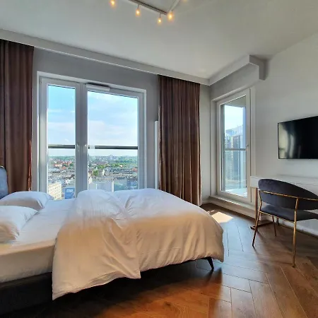 15 Piętro Sokolska 30 Towers - New - Lux - Parking - Sauna - Gym-&the View In