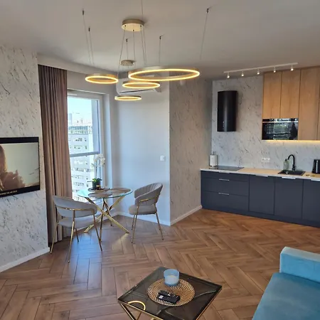 15 Pietro Sokolska 30 Towers - New - Lux - Parking - Sauna - Gym- And The View In Apartman