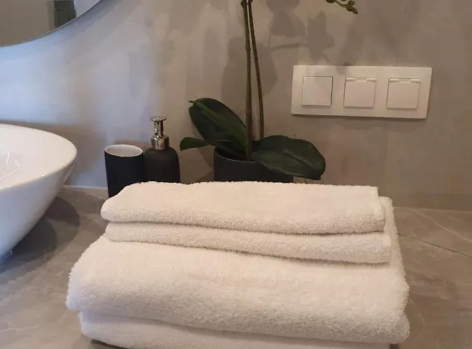 15 Pietro Sokolska 30 Towers - New - Lux - Parking - Sauna - Gym- And The View In Apartmán *