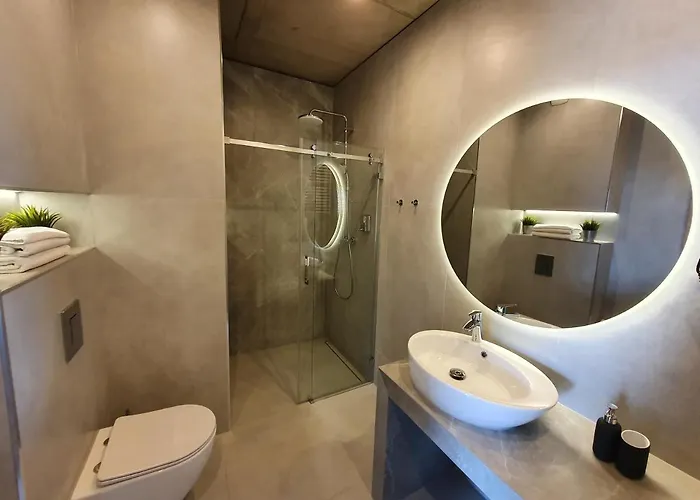 Apartmán 15 Pietro Sokolska 30 Towers - New - Lux - Parking - Sauna - Gym- And The View In