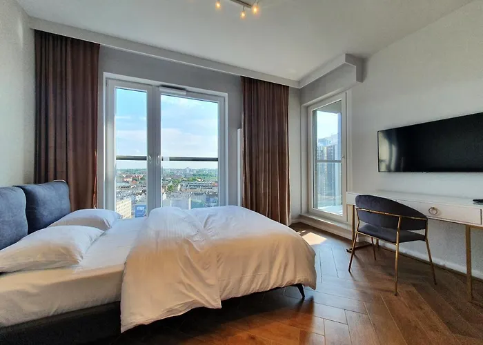 15 Pietro Sokolska 30 Towers - New - Lux - Parking - Sauna - Gym- And The View In